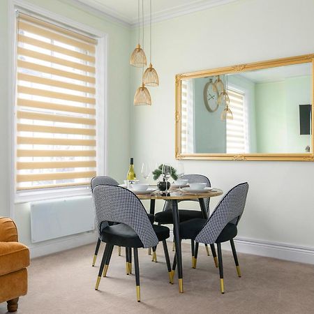Апартаменты Cosy Flat 5 Min From Holland Park Station! Лондон Экстерьер фото